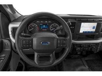 Ford Super Duty F-350 DRW XL