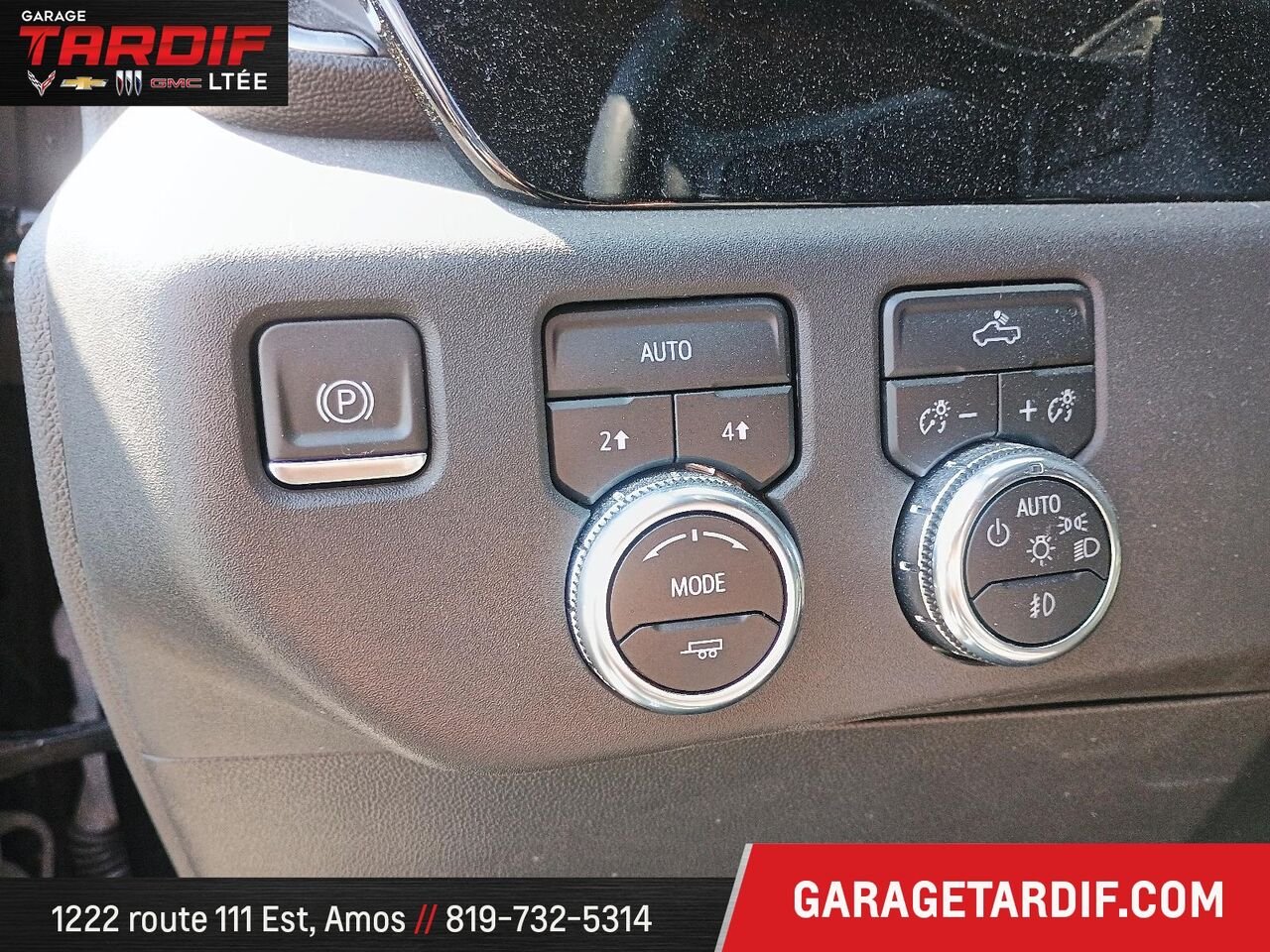 GMC SIERRA 1500 4WD CREW CAB PICKUP 2024 Mont-Laurier - photo #14