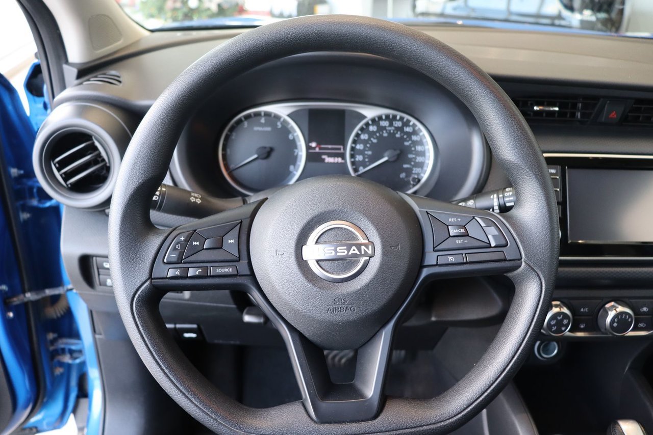 Nissan Kicks S 2023 Bleu Baie-Comeau - photo #13