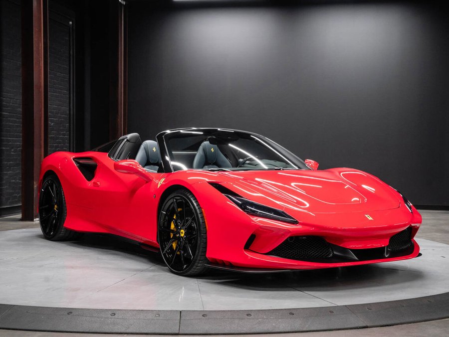 2023 Ferrari F8 Spider 2023 Red