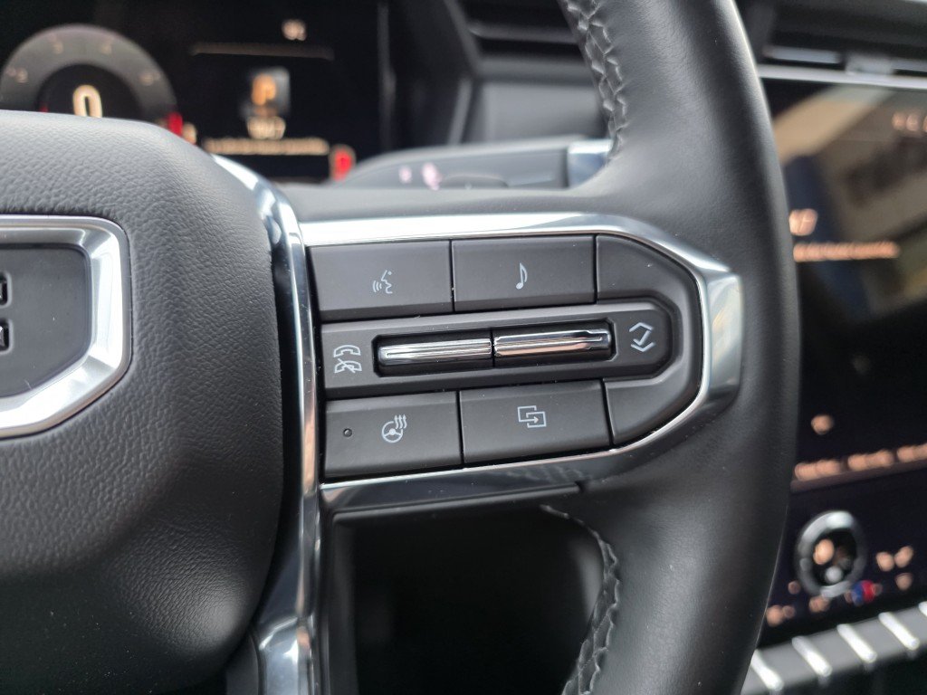 2025 GMC Terrain Elevation AWD White Mont-Laurier - photo #54
