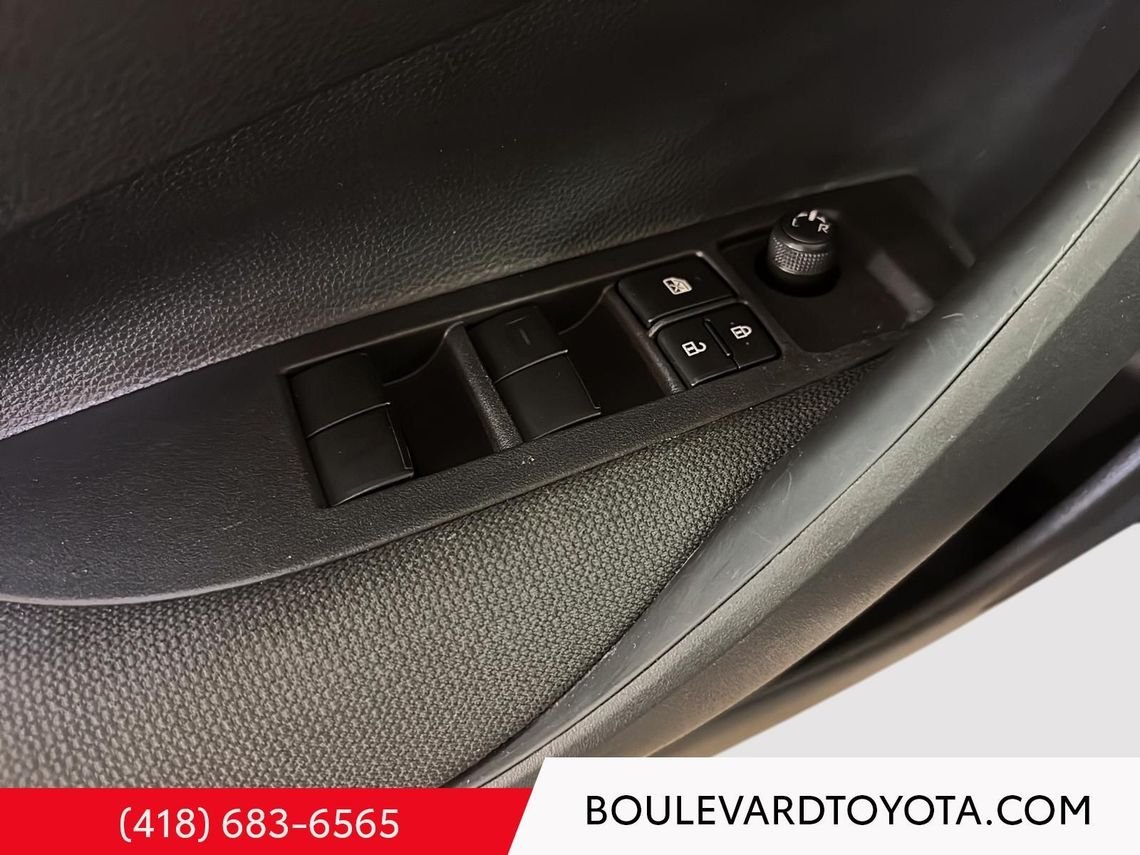 2025 Toyota Corolla 531715-47 | LE CVT Midnight Black Metallic Québec - photo #13