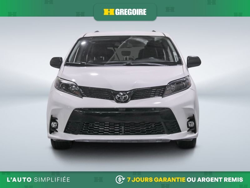 Toyota Sienna 2020 Blanc Laval - photo #1