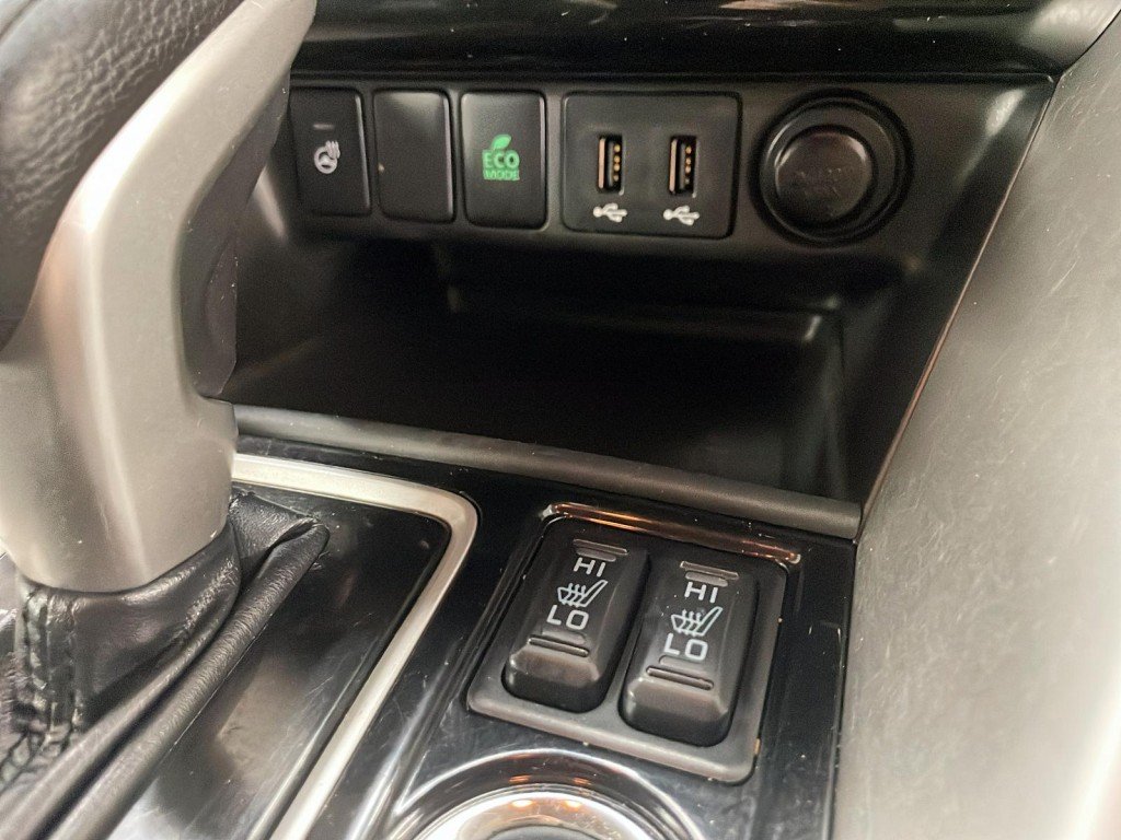 2018 Mitsubishi Eclipse Silver Mont-Laurier - photo #17