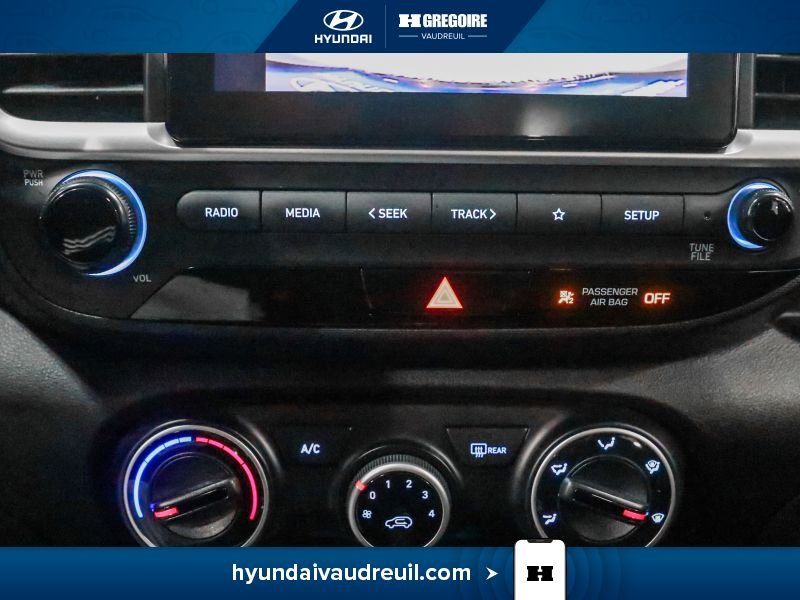 2026 Hyundai Venue Red Laval - photo #27