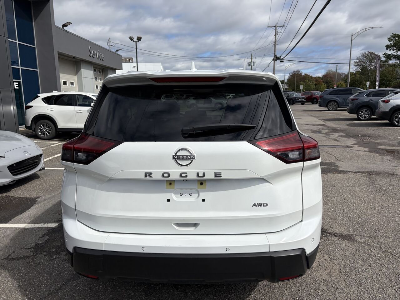 Nissan Rogue SV TI avec ensemble toit ouvrant 2025 Blanc Montmagny - photo #5