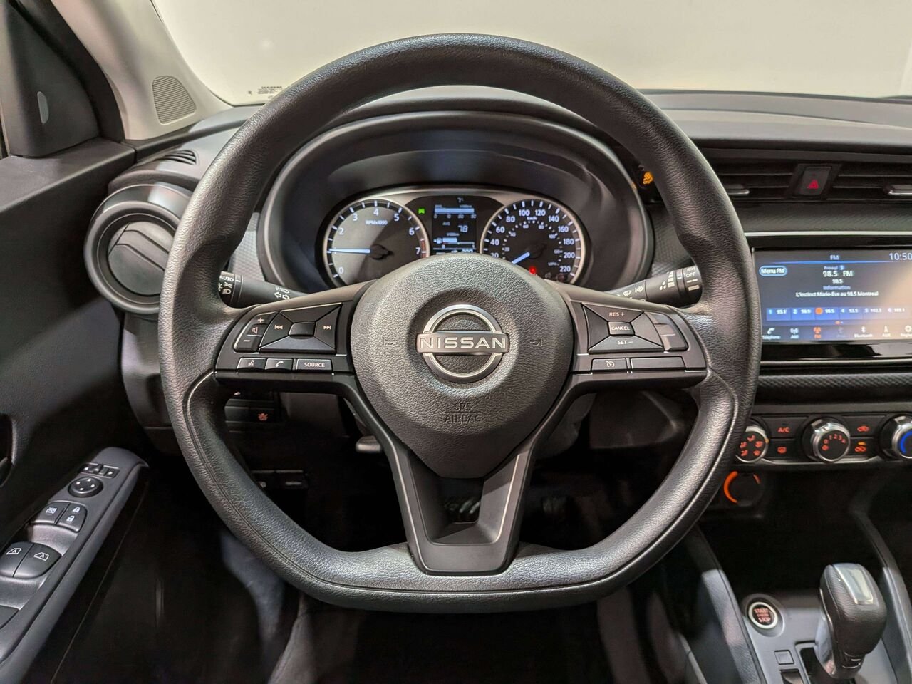 2024 Nissan Kicks S FWD Black Val-David - photo #12