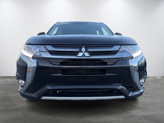 2018 Mitsubishi Outlander Plug-In Hybrid Black Thetford Mines - photo #1
