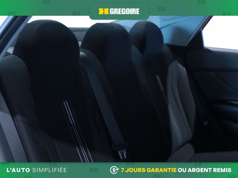2021 Hyundai Elantra White Blainville - photo #23