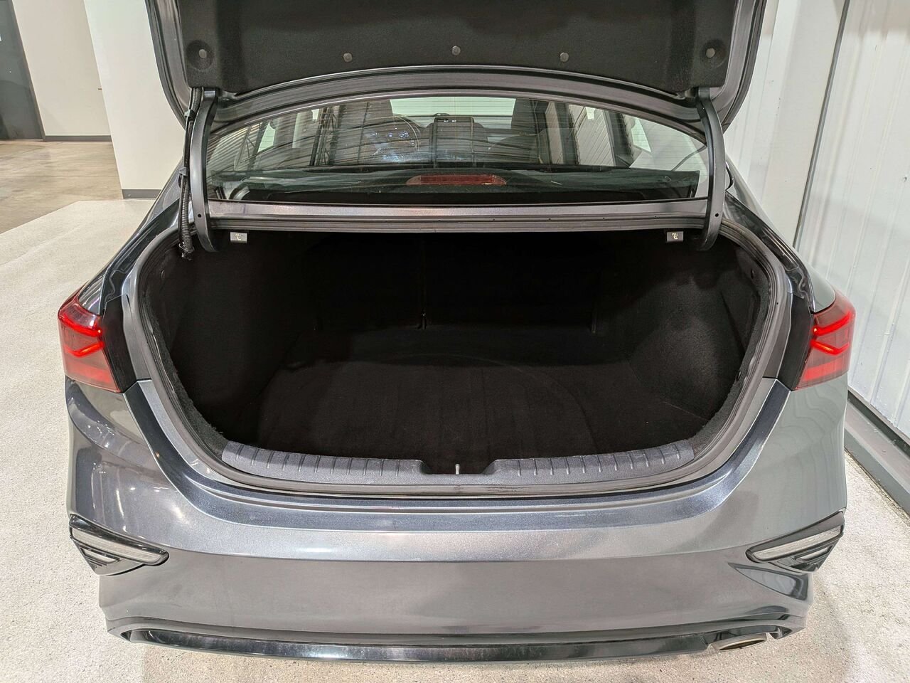 2021 Kia Forte EX Premium IVT Grey Val-David - photo #8