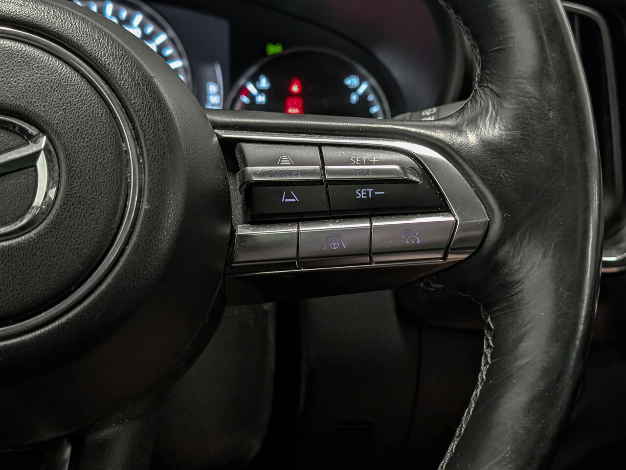 2024 Mazda CX-50 AWD GT Toit Pano Cuir Black Sherbrooke - photo #11