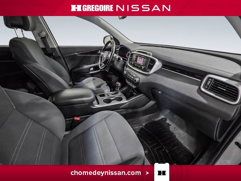 Kia Sorento 2016 Blanc Laval - photo #23