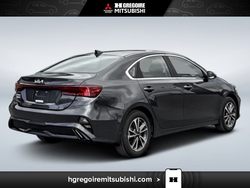 2024 Kia Forte Grey Laval - photo #8