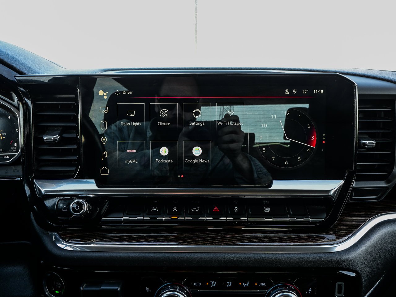 2023 GMC Sierra 1500 4WD Crew Cab 147 Elevation Black Sherwood Park - photo #24