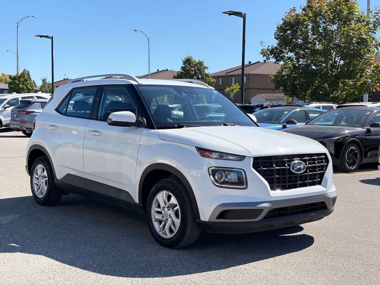 2021 Hyundai Venue White Gatineau - photo #7