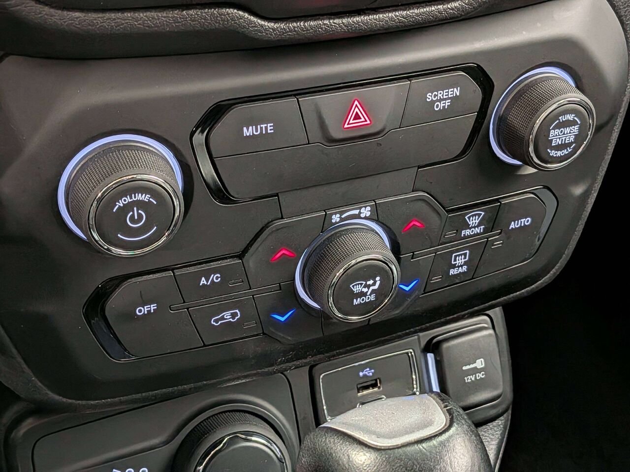 2019 Jeep Renegade Limited 4x4 Silver Val-David - photo #25