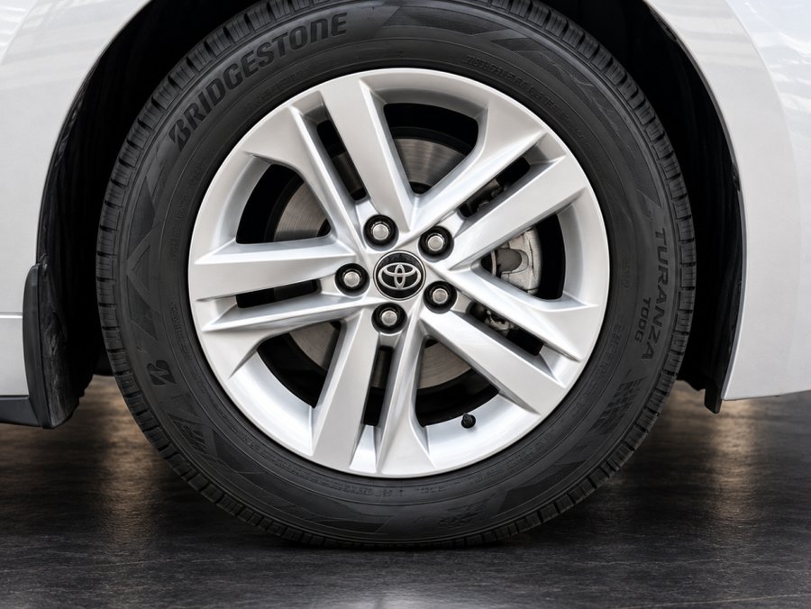 2021 Toyota Corolla SE MANUELLE 6 VITESSES, SIEGES CHAUFFANTS, BAS KILOMETRAGE Silver