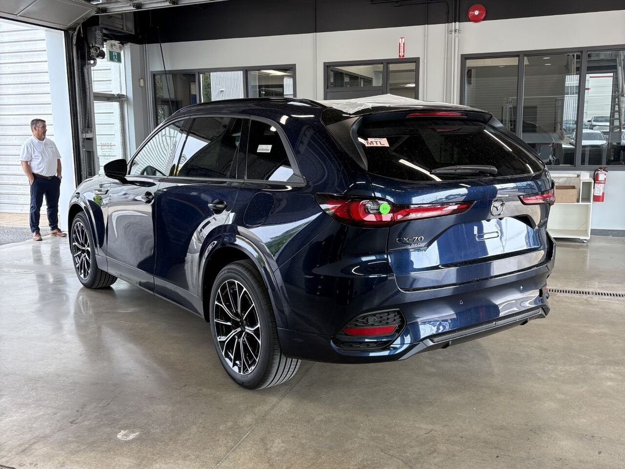MAZDA CX-70 hybride rechargeable GT TI 2026 Bleu cristal foncé mica Châteauguay - photo #1