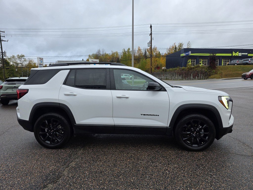 GMC Terrain Elevation AWD 2025 Blanc Mont-Laurier - photo #4