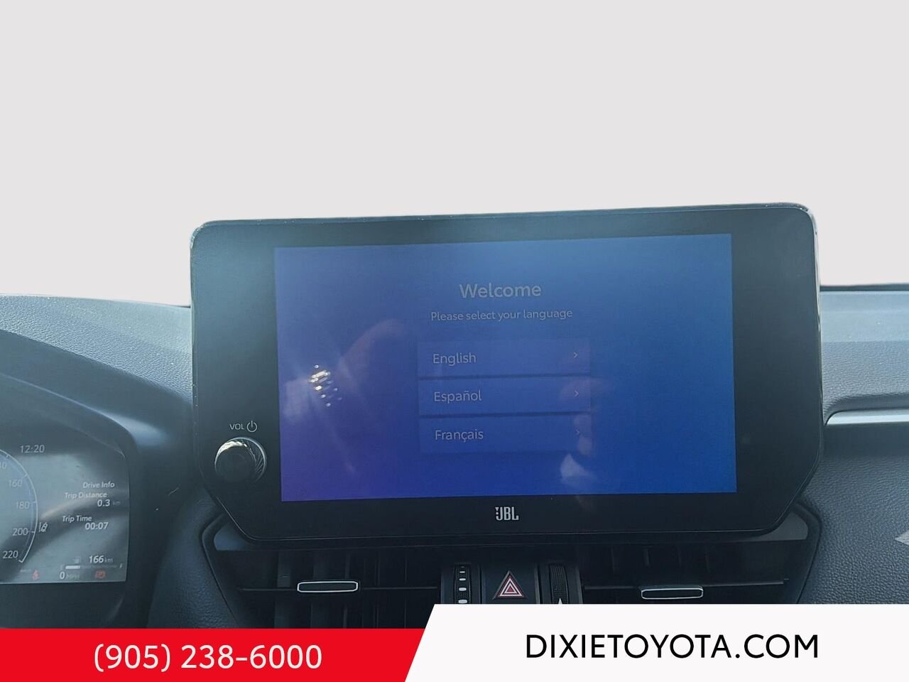 2023 Toyota RAV4 Hybrid Limited AWD / CLEAN CARFAX / HEATED AND VENTILATED SEATS / MOONROOF / ALLOY WHEELS / CARPLAY AND ANDROID AUTO Silver Mississauga - photo #15