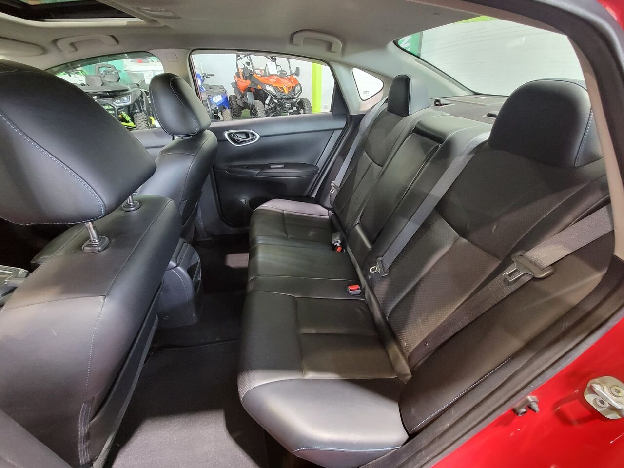 2017 Nissan Sentra Red  - photo #13