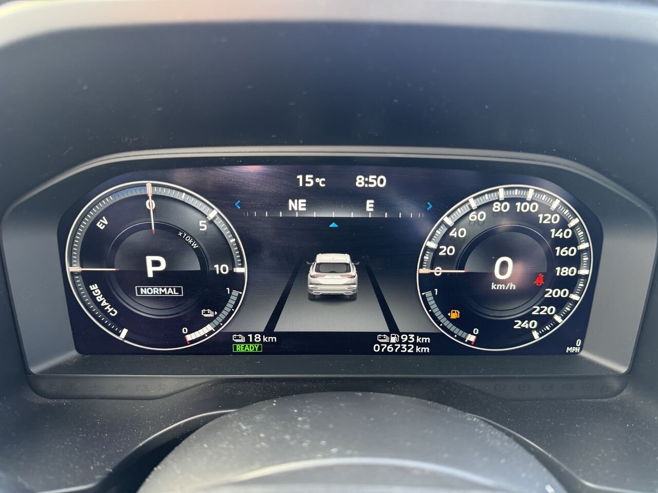 Mitsubishi Outlander PHEV 2023 Blanc Saint-Eustache - photo #9