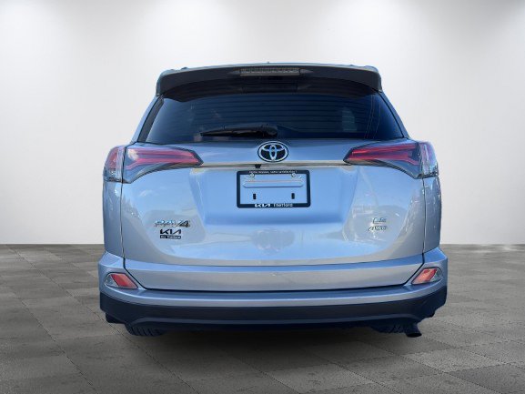 Toyota RAV4 LE AWD PNEUS D'HIVER SIEGES CHAUFFANTS PAS ACCIDENTE 2017 Argent