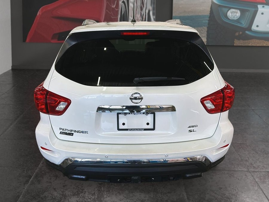 2017 NISSAN PATHFINDER 2017 White