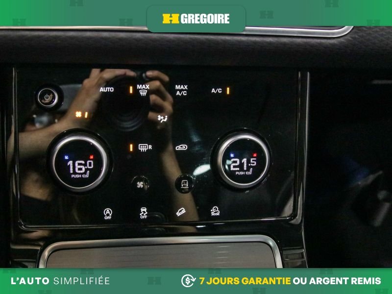 Land Rover Range Rover Evoque 820746 | S AWD AUTO A/C MAGS CUIR TOIT NAV CAM RECUL BLUETO 2020 Noir Laval - photo #16