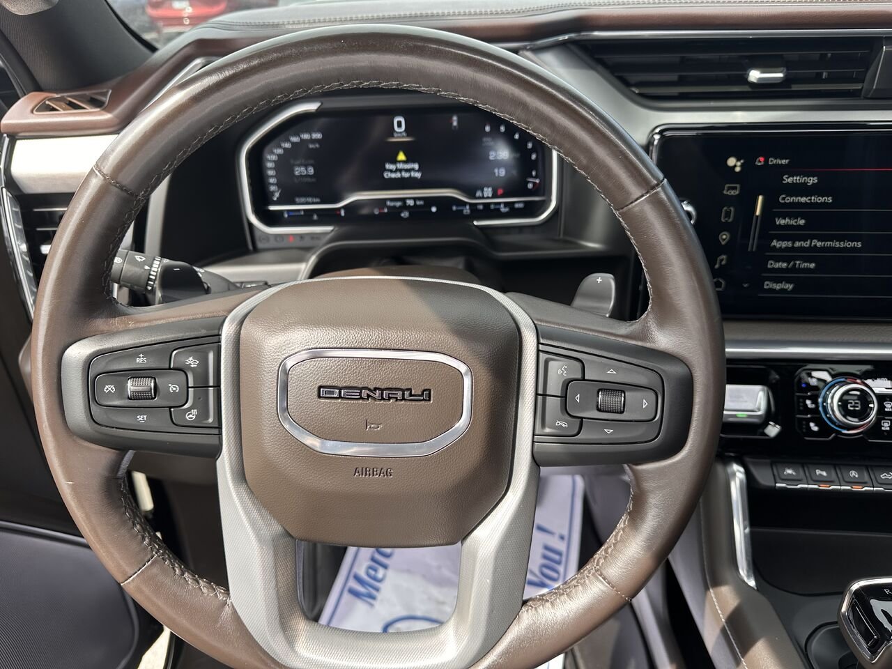 GMC SIERRA K1500 DENALI Denali cabine multiplace 4RM 147 po 2023 Noir Gatineau - photo #6