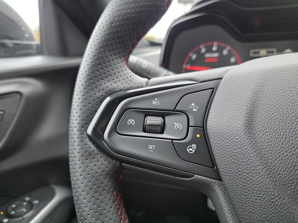Chevrolet Trax RS 2024 Rouge Mont-Laurier - photo #22