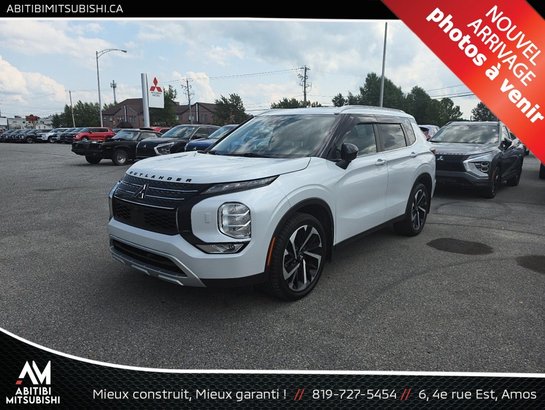 2022 Mitsubishi Outlander S-AWC LE Premium White