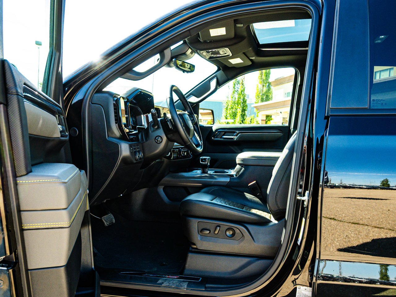 2025 Chevrolet Silverado 1500 4WD Crew Cab 147 ZR2 Black Sherwood Park - photo #17