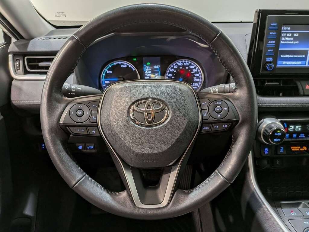 2022 Toyota RAV4 Hybrid XLE AWD White Val-David - photo #14