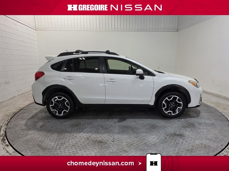 2016 Subaru Crosstrek White Laval - photo #10
