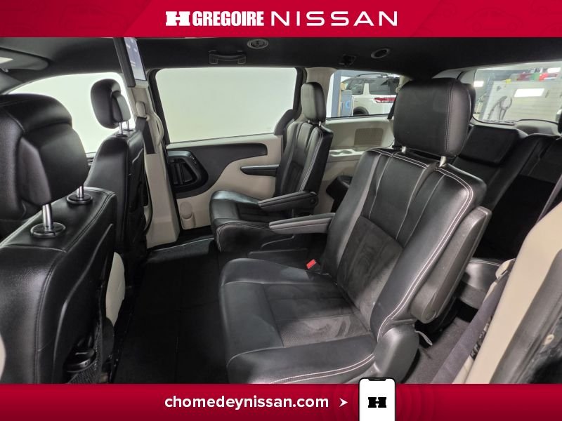 2017 Dodge GR Caravan Black Saint-Eustache - photo #23