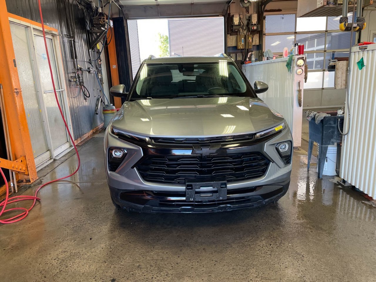 2025 Chevrolet Trailblazer LT AWD *SIÈGES CHAUFF* CARPLAY ALERTES WIFI USB Grey Saint-Jérôme - photo #3