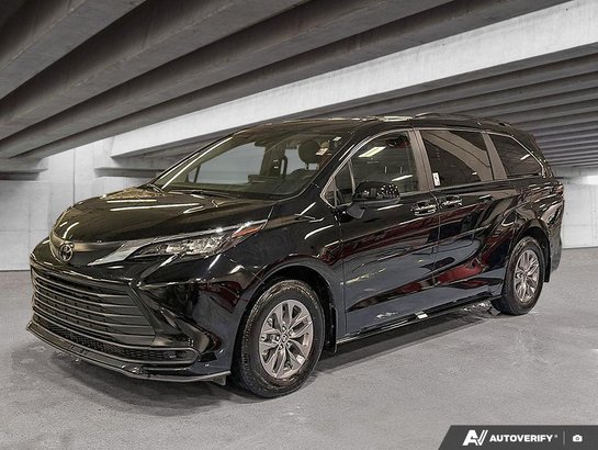2026 Toyota Sienna XLE Black