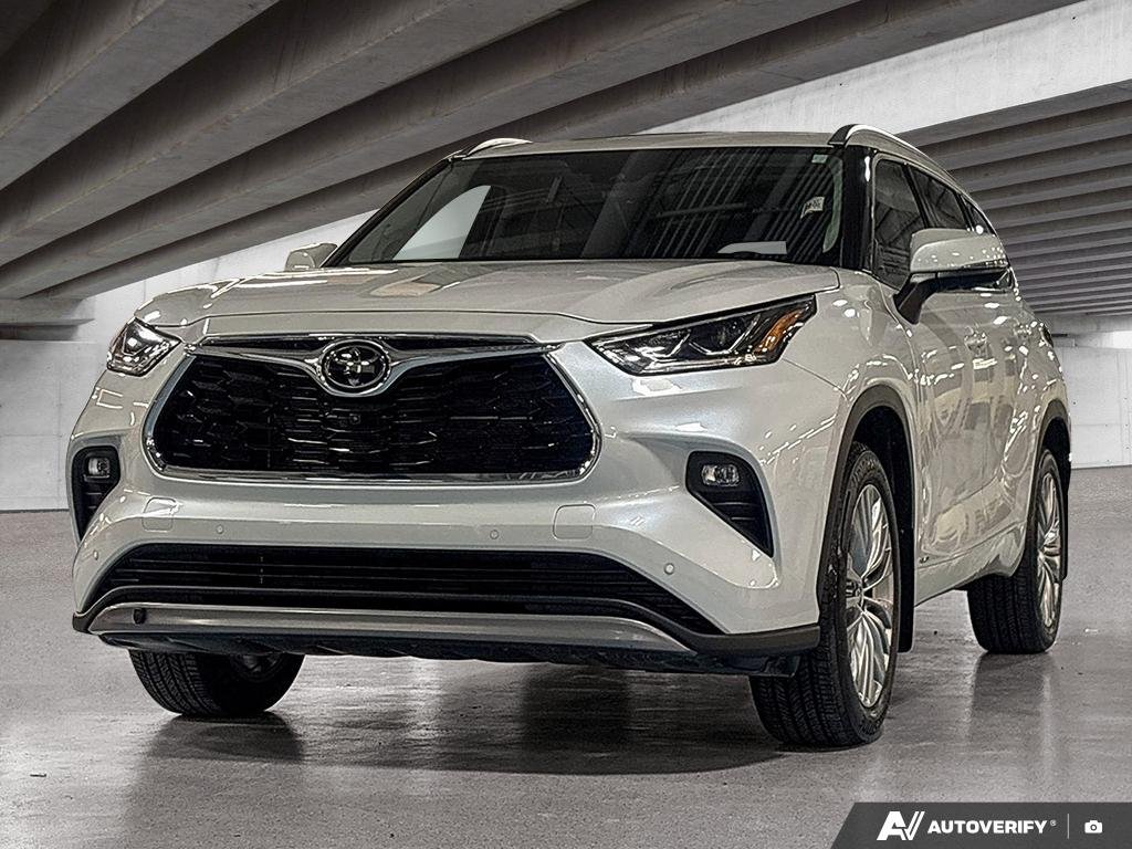 2025 Toyota Highlander 2602706A | Hybrid Limited | DBRCHC White Edmonton - photo #0