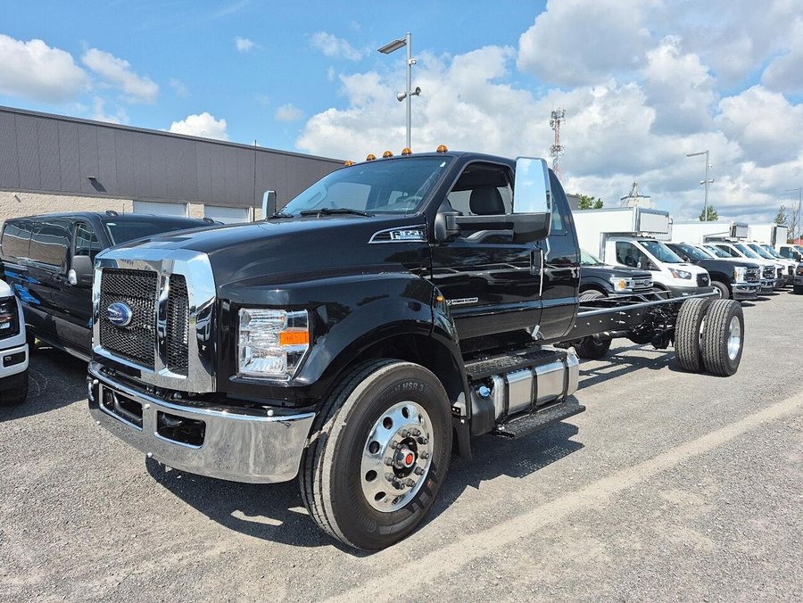 Ford Super Duty F-650 Straight Frame 2027 2027 Noir agate