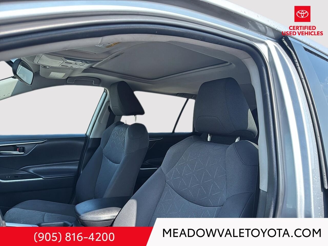 2021 Toyota RAV4 One Owner Silver Sky Metallic Mississauga - photo #8
