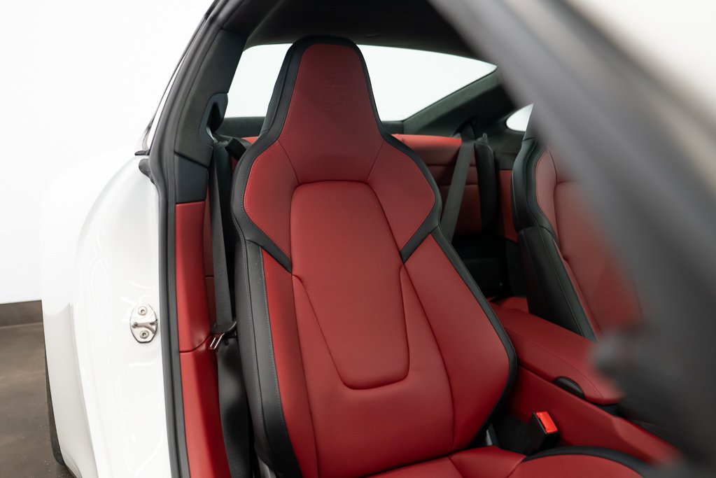 2026 Porsche 911 Carrera 4 GTS Coupe \\ NO LUXURY TAX White Kirkland - photo #27