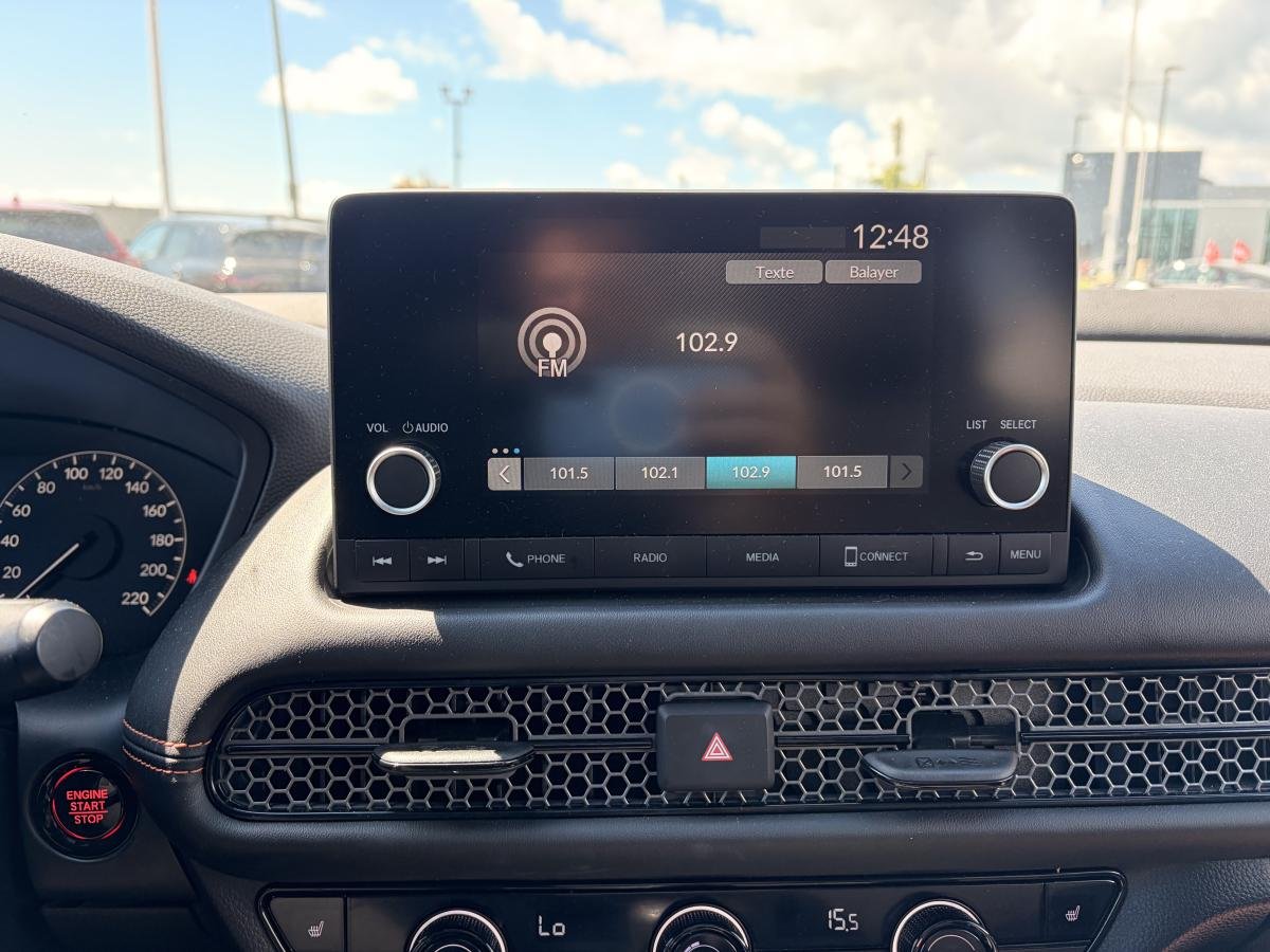 2023 Honda HR-V Red  - photo #19