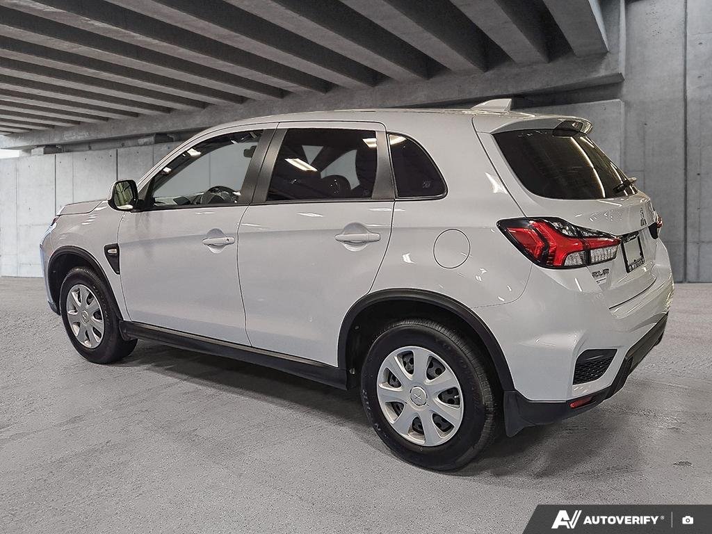 2025 Mitsubishi RVR 2602191A | ES White Edmonton - photo #3
