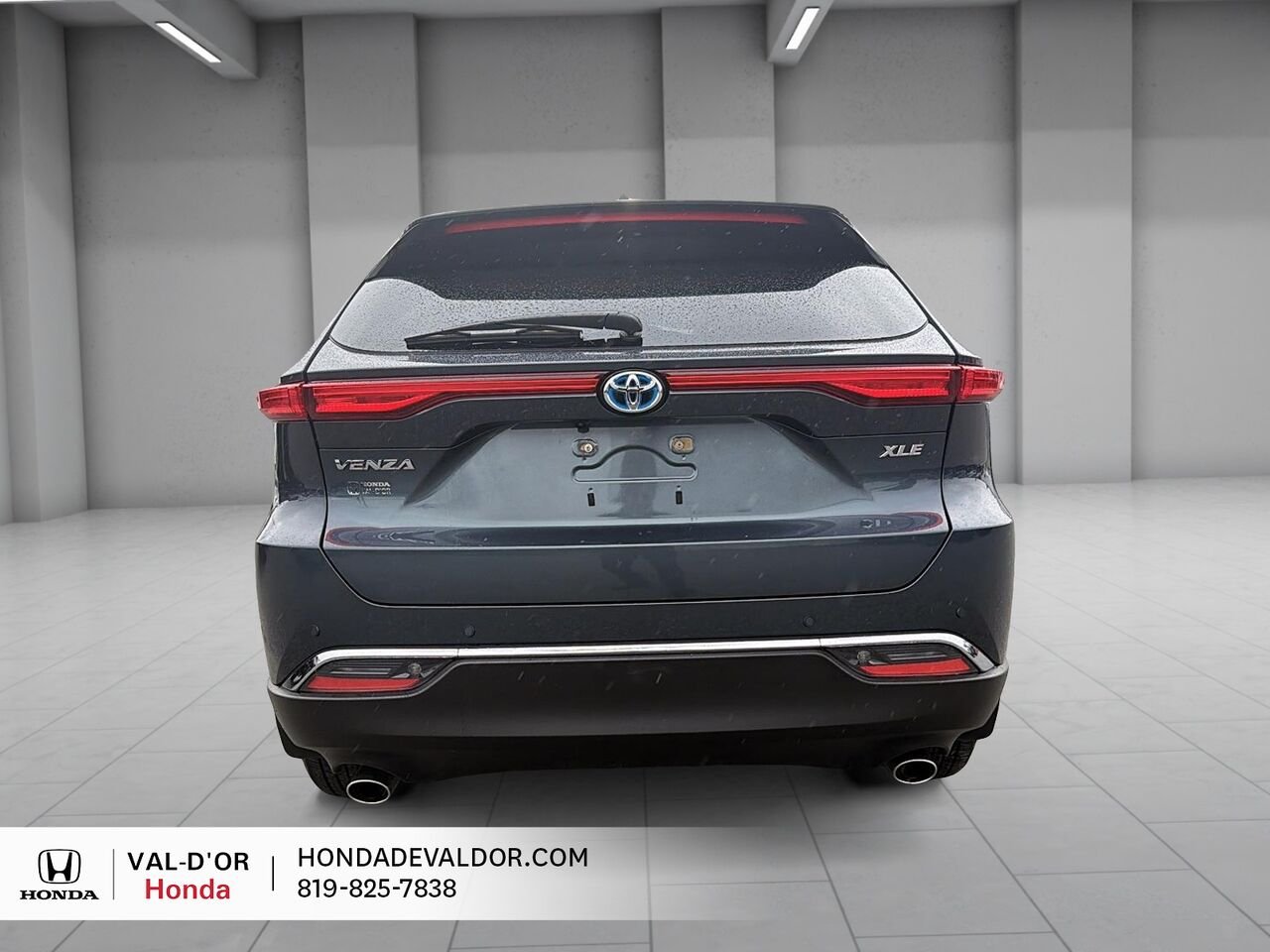 2024 Toyota Venza XLE AWD Blue Val-d'Or - photo #2