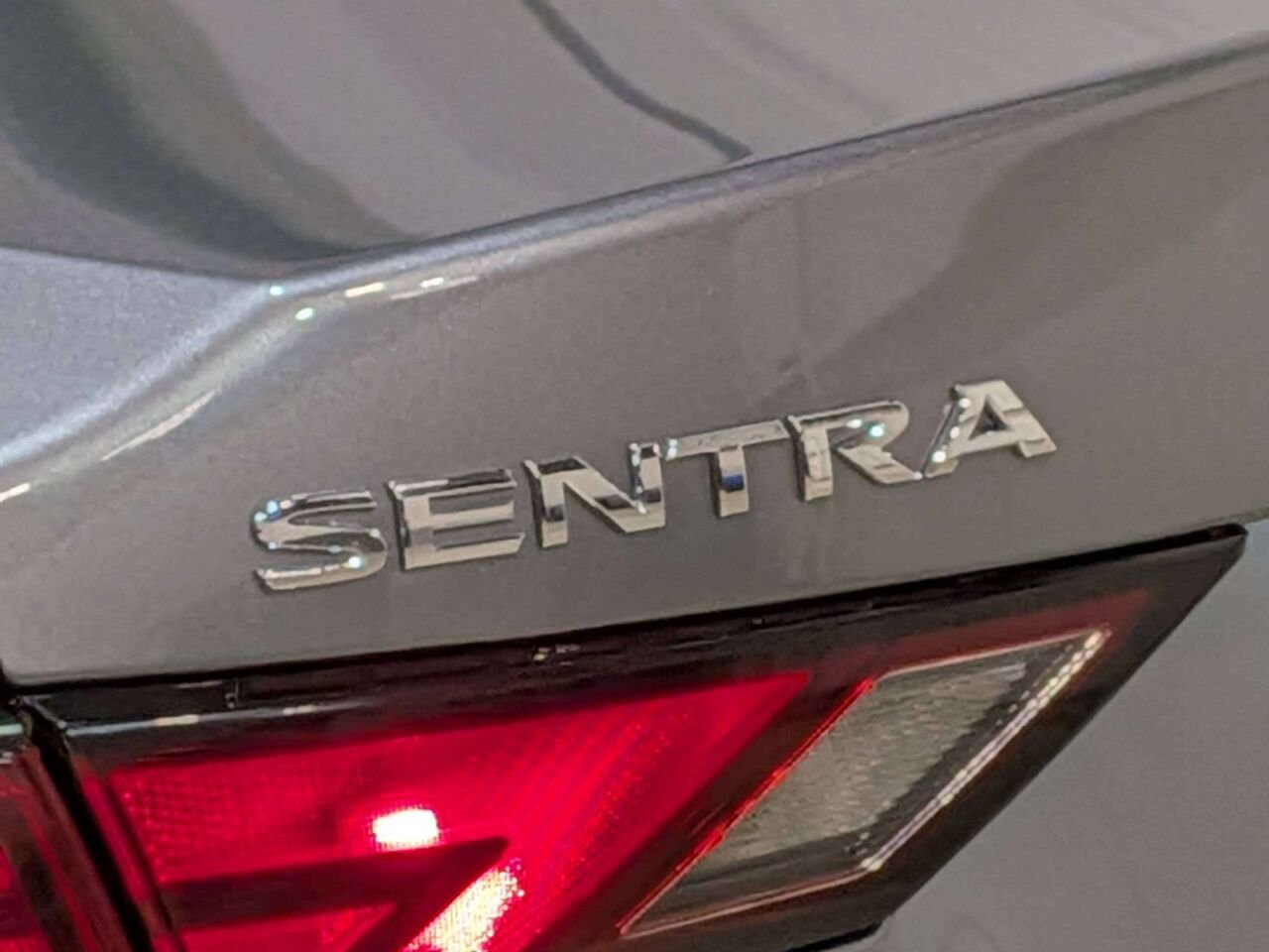 2024 Nissan Sentra SV CVT Grey Val-David - photo #33