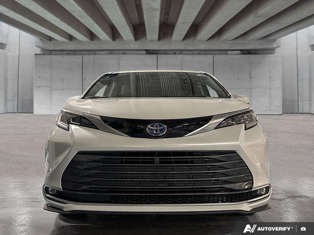 2024 Toyota Sienna 2602477A | Limited | JRKE4C White Edmonton - photo #1