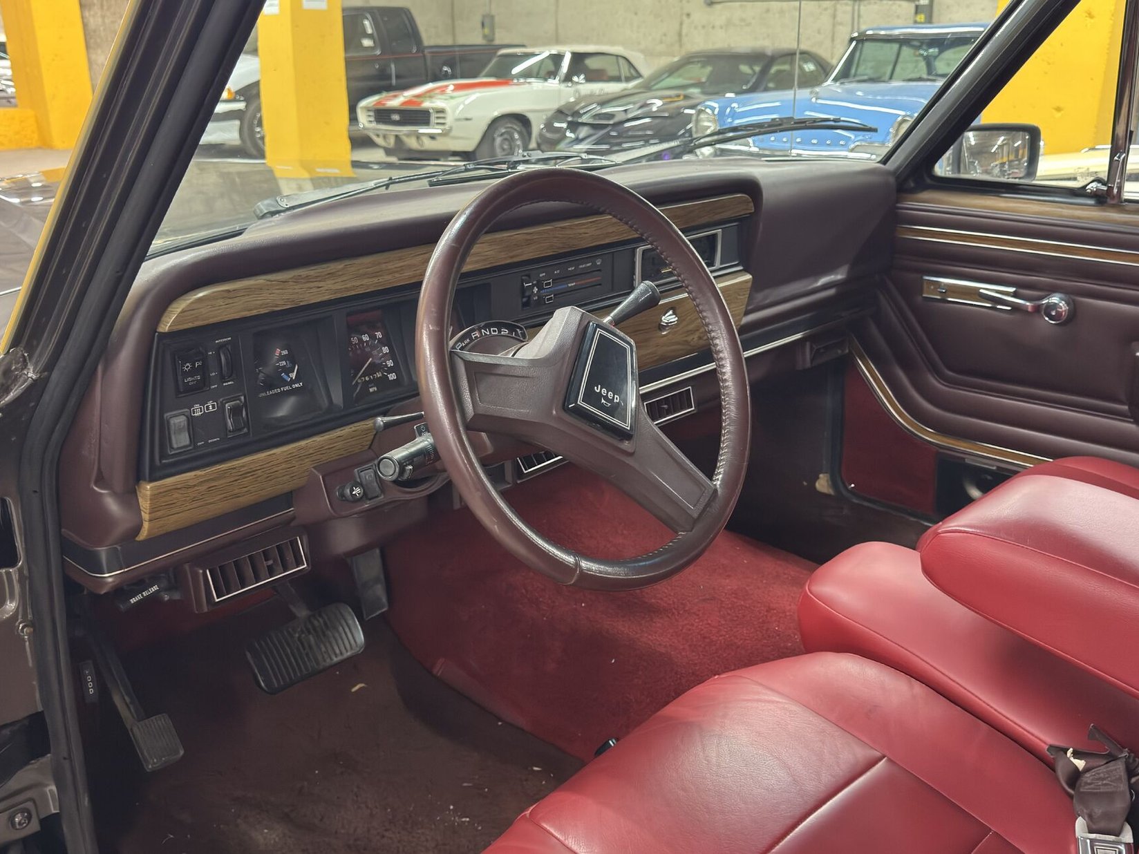 Jeep Grand Wagoneer 1990 Gris Montréal - photo #12