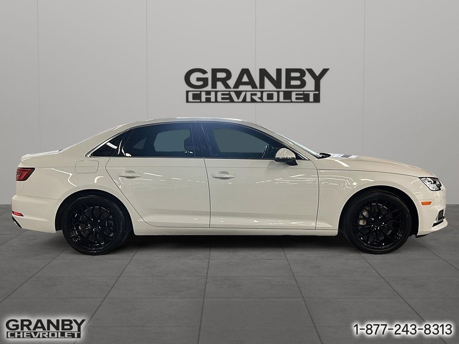 2019 Audi berline A4 Technik quattro White