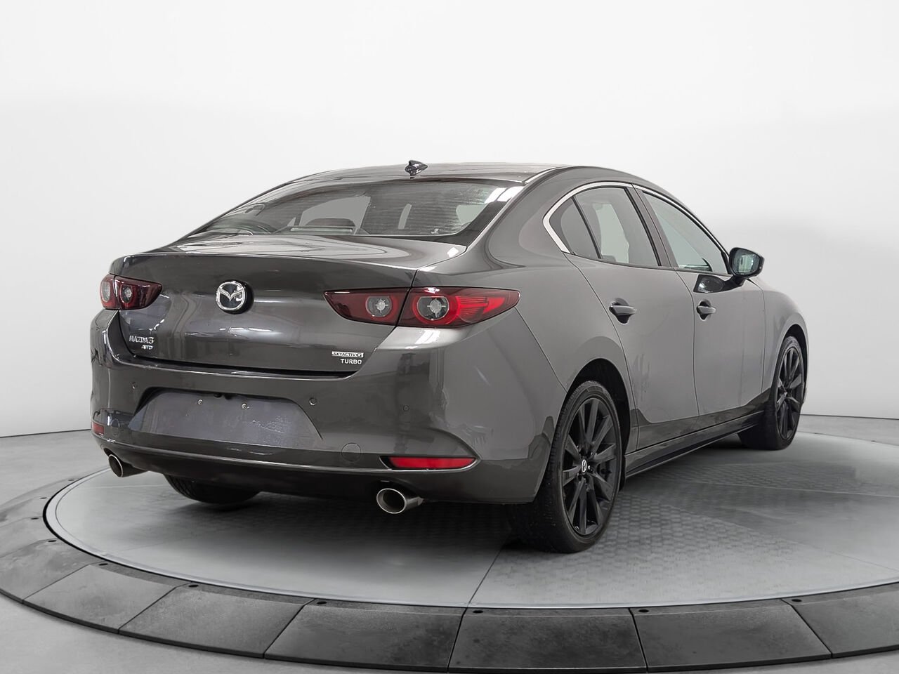 Mazda 3 GT Toit Ouvrant Sièges et Volant Chauffants 2025 Noir Sherbrooke - photo #4